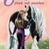Evi praat met paarden