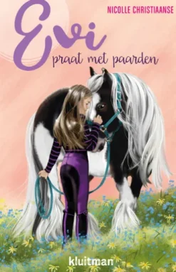 Evi praat met paarden