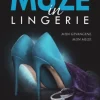 Muze in lingerie